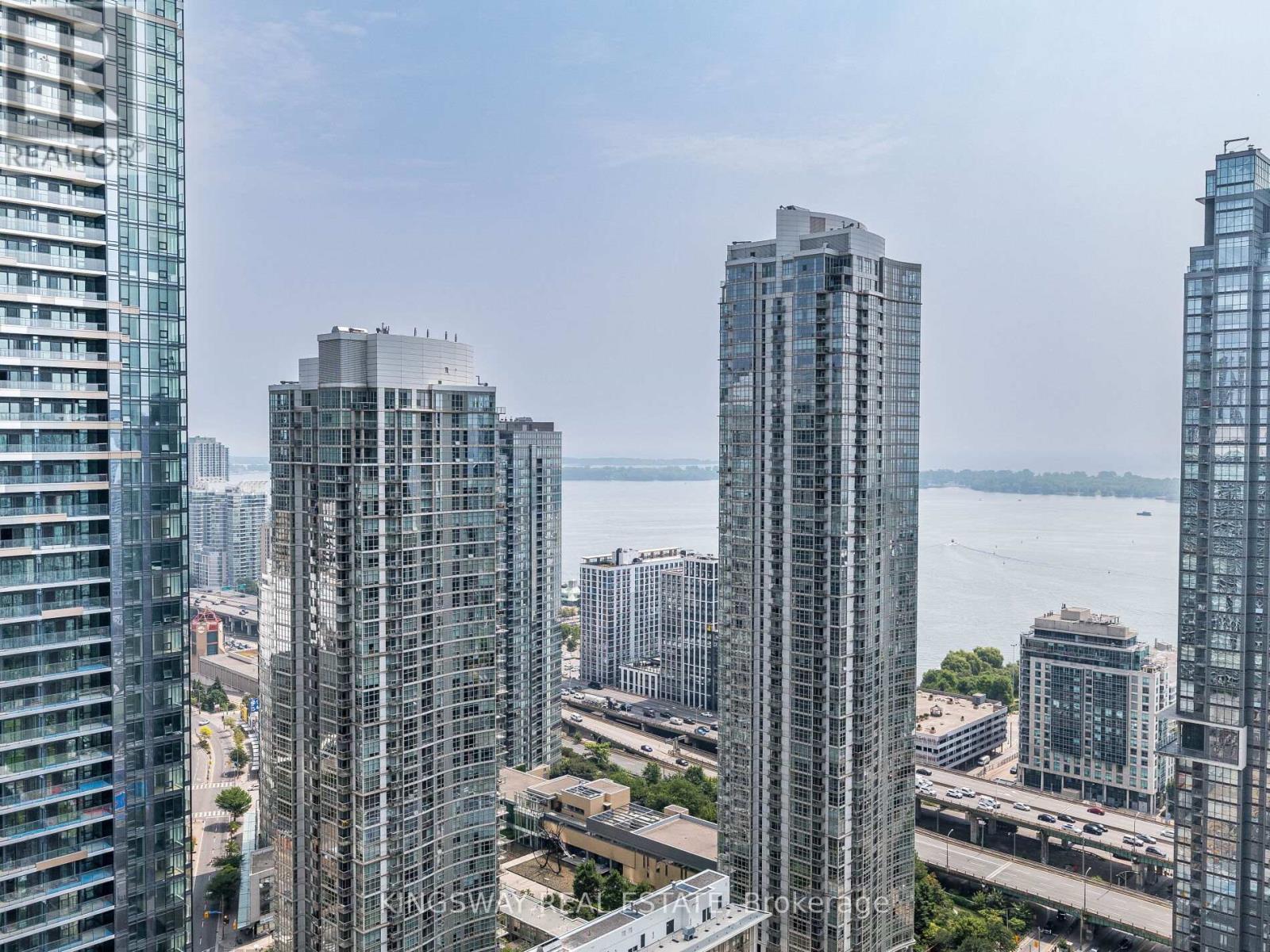 Photo 9 of 4206 25 Telegram Mews, Toronto ON