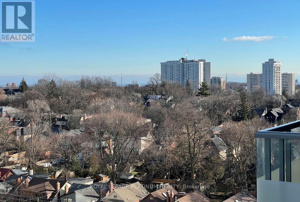 Photo 1 of 1105 25 Holly Street, Toronto ON