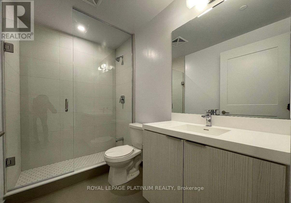 Photo 5 of 1105 25 Holly Street, Toronto ON