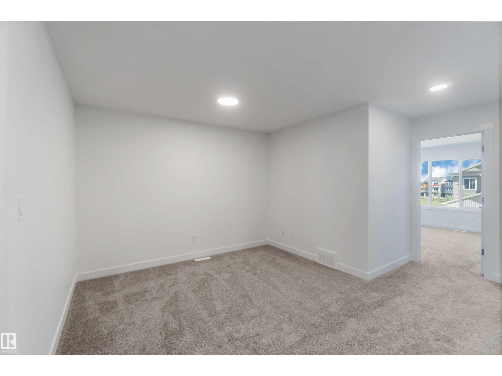 Photo 27 of 8511 181 Av Nw, Edmonton AB
