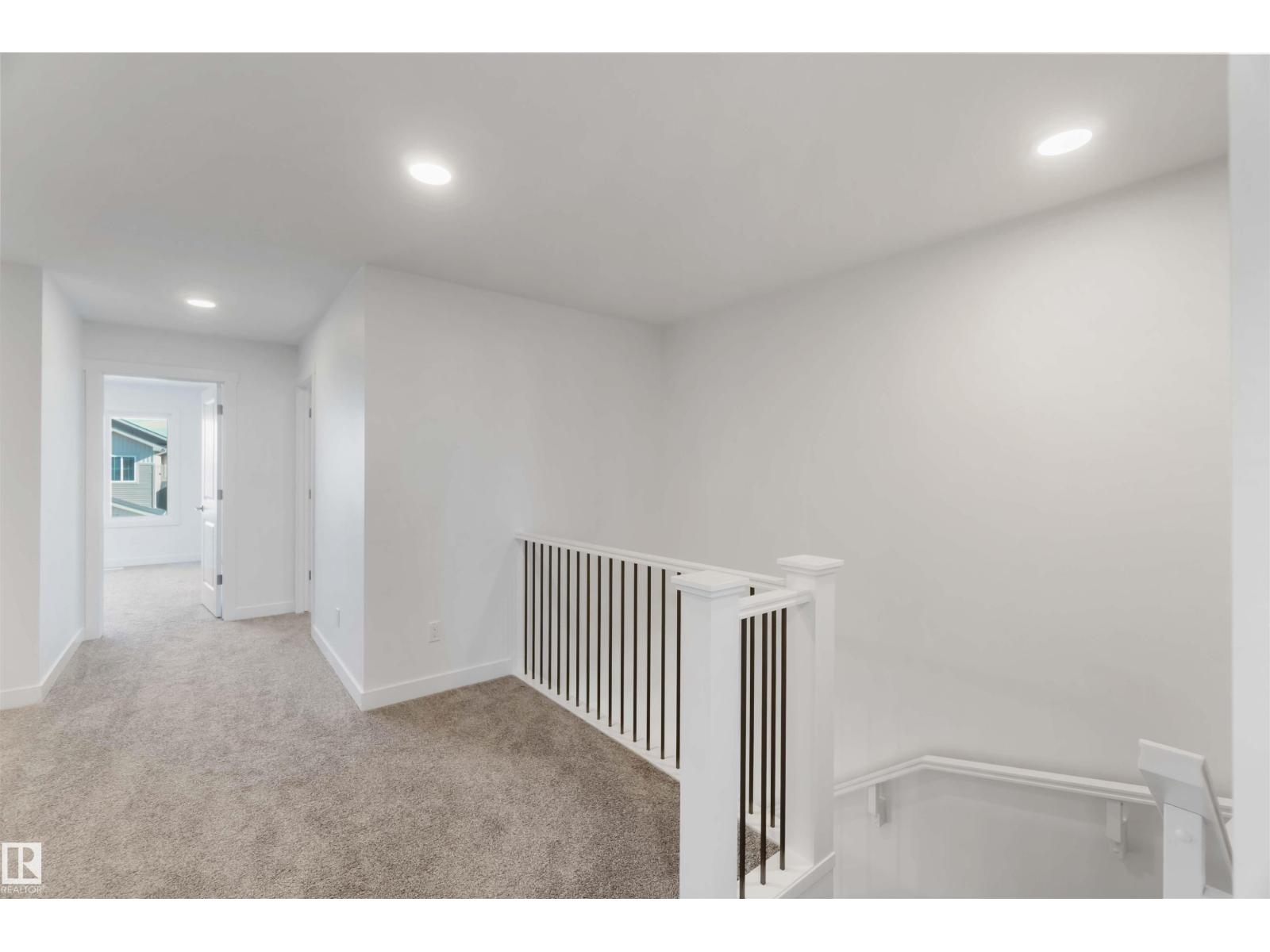 Photo 24 of 8511 181 Av Nw, Edmonton AB