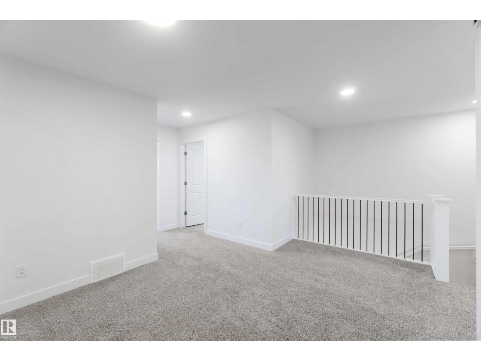 Photo 28 of 8511 181 Av Nw, Edmonton AB