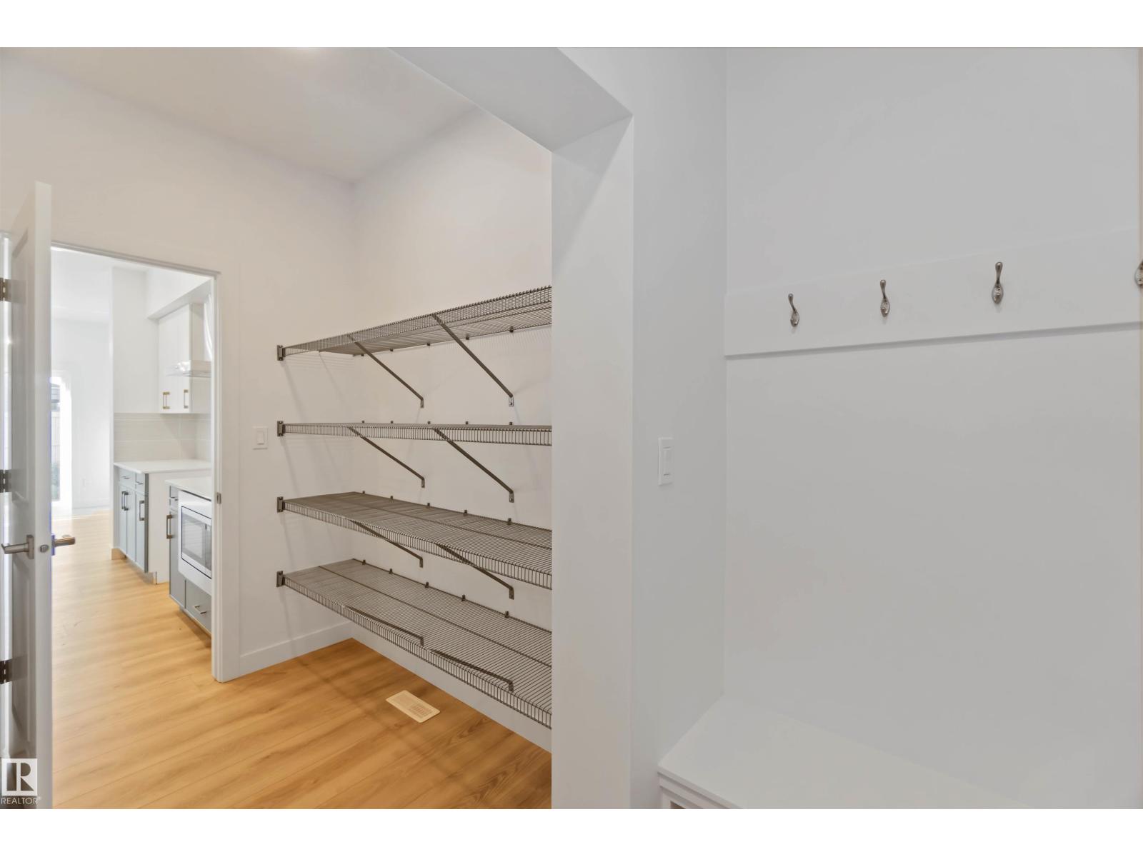 Photo 18 of 8511 181 Av Nw, Edmonton AB