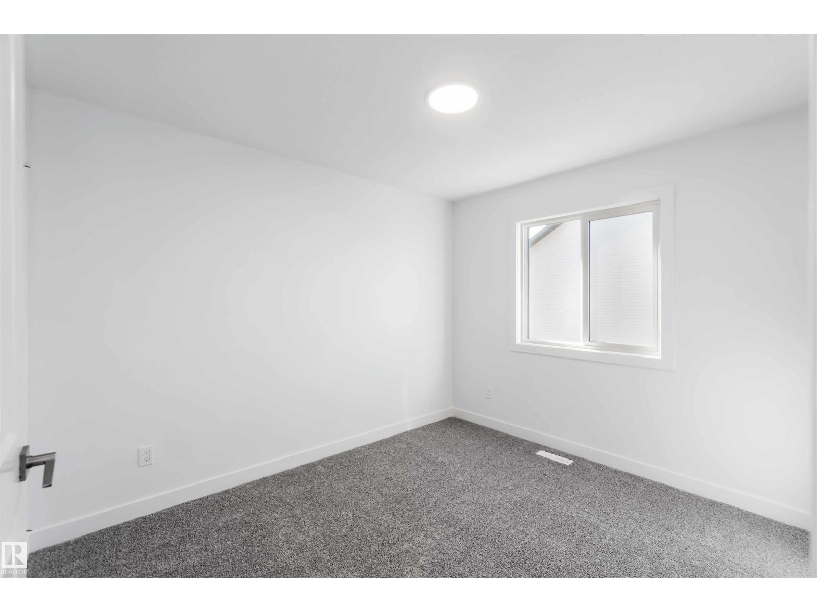 Photo 31 of 8511 181 Av Nw, Edmonton AB