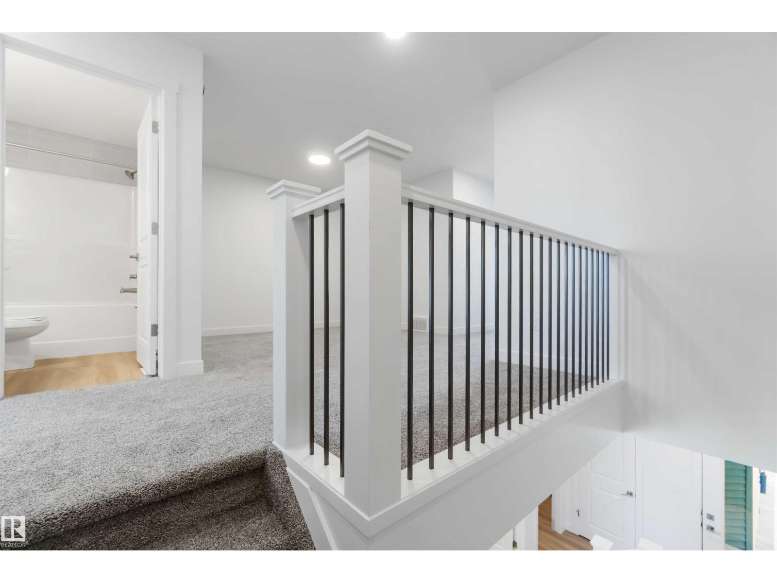 Photo 23 of 8511 181 Av Nw, Edmonton AB