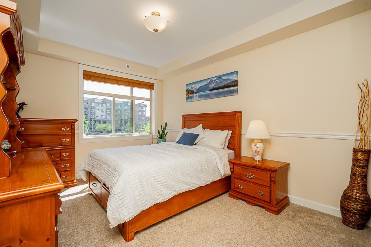 Photo 17 of B 324 20716 Willoughby Town Centre Drive, Langley BC