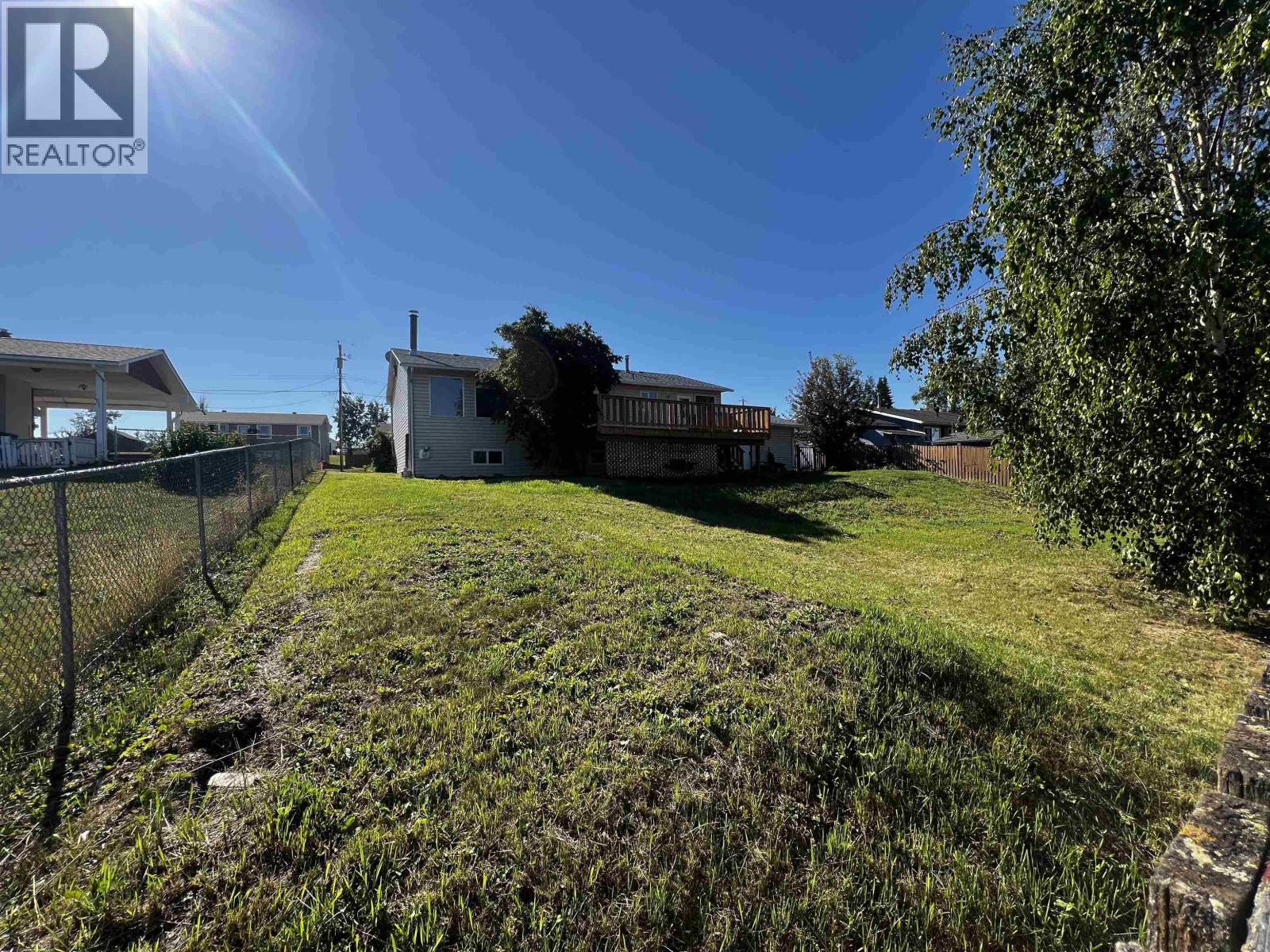 525 TUNASA DRIVE, Fraser Lake