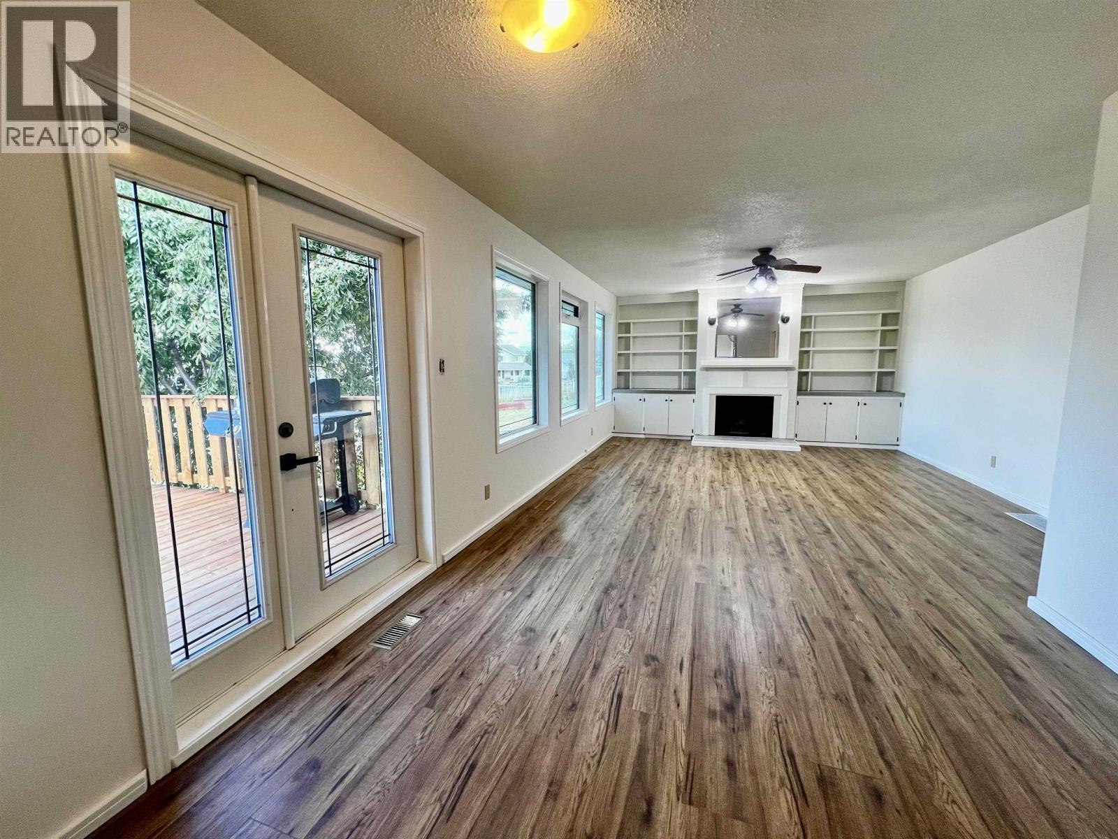 525 TUNASA DRIVE, Fraser Lake