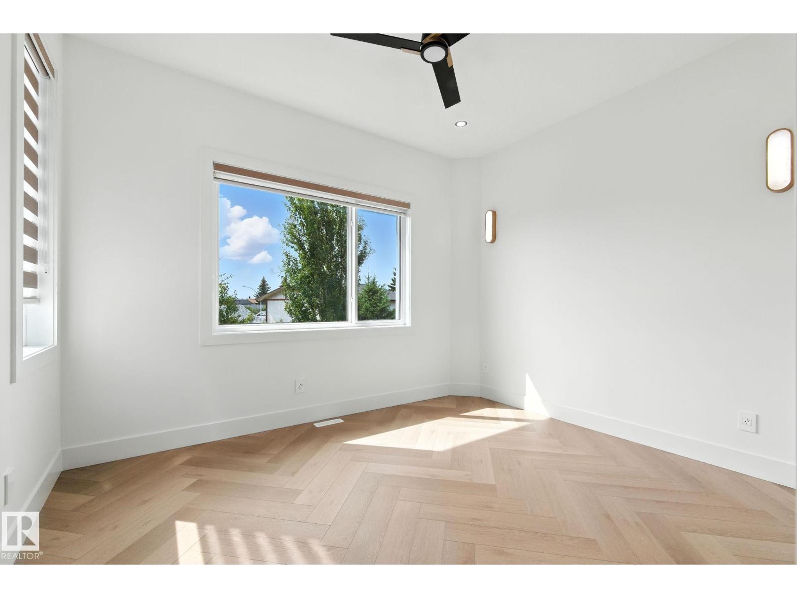 Photo 24 of 9423 181 Av Nw, Edmonton AB