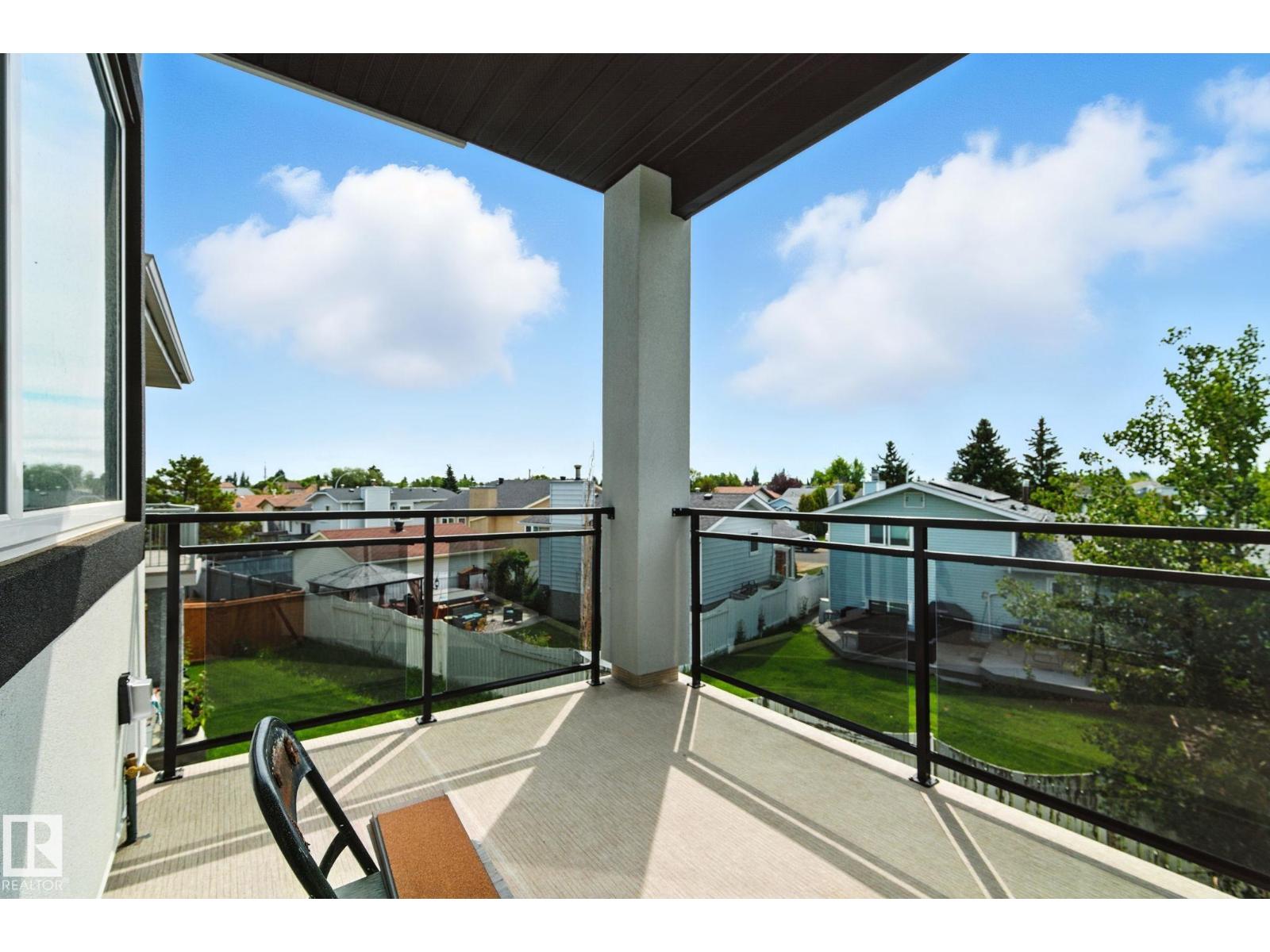 Photo 27 of 9423 181 Av Nw, Edmonton AB