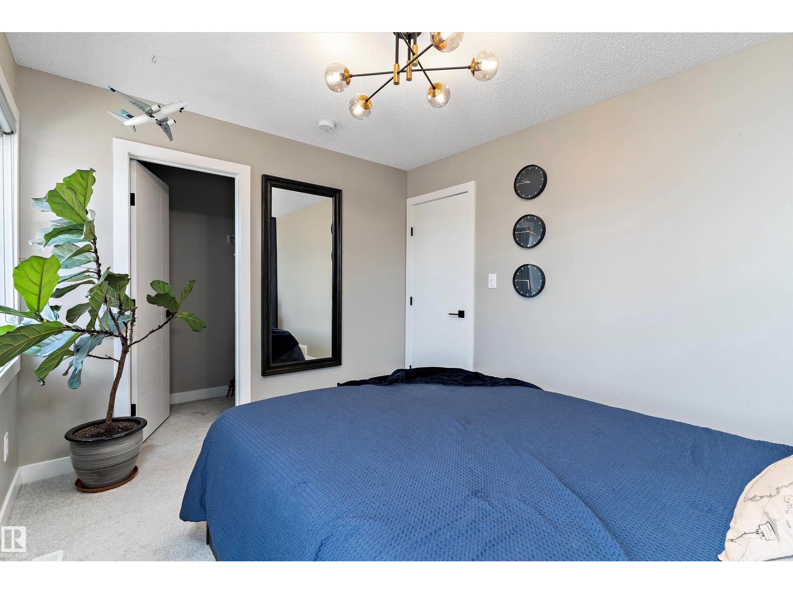Photo 15 of 1615 202 St Nw, Edmonton AB