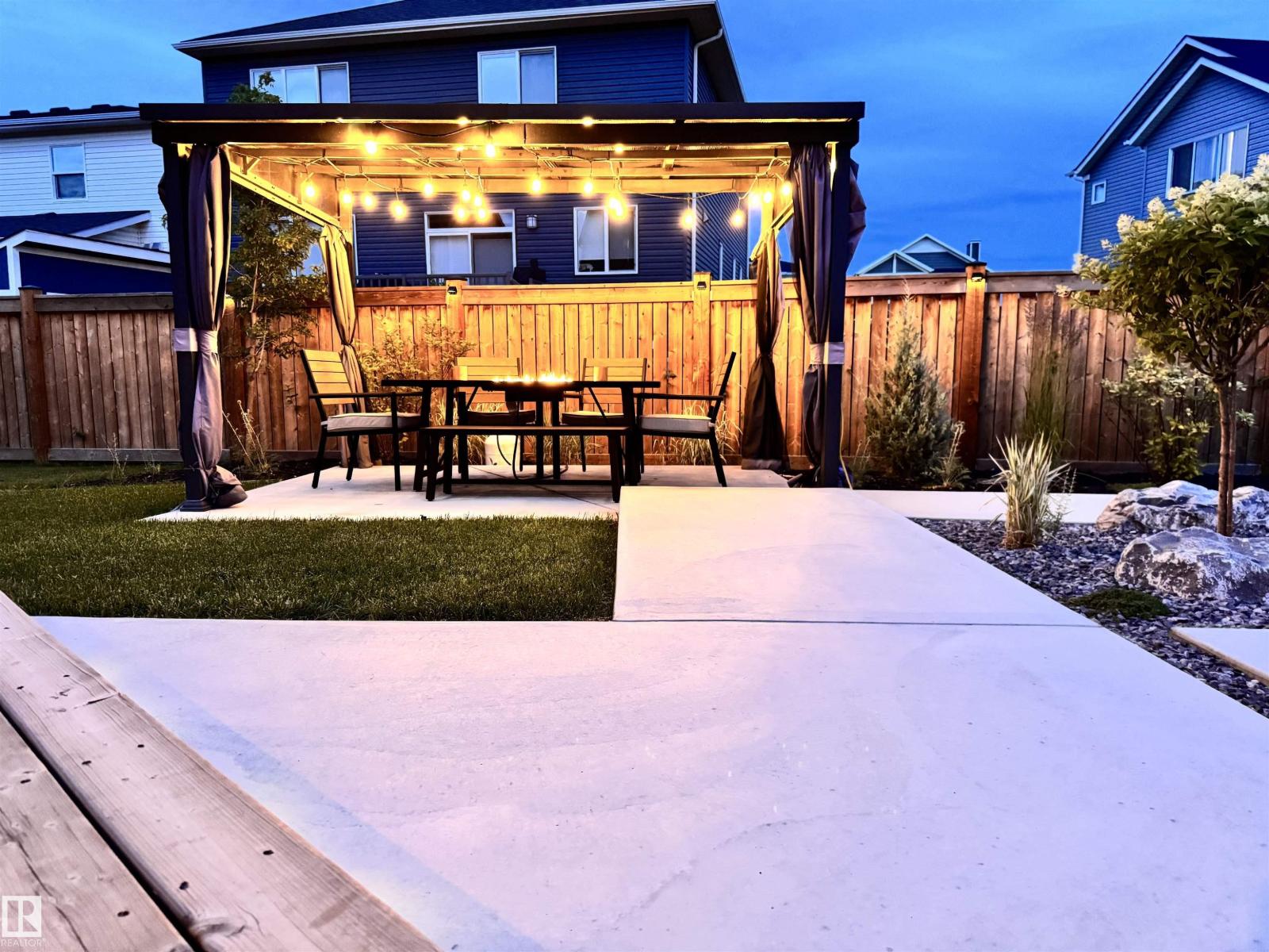 Photo 33 of 1615 202 St Nw, Edmonton AB
