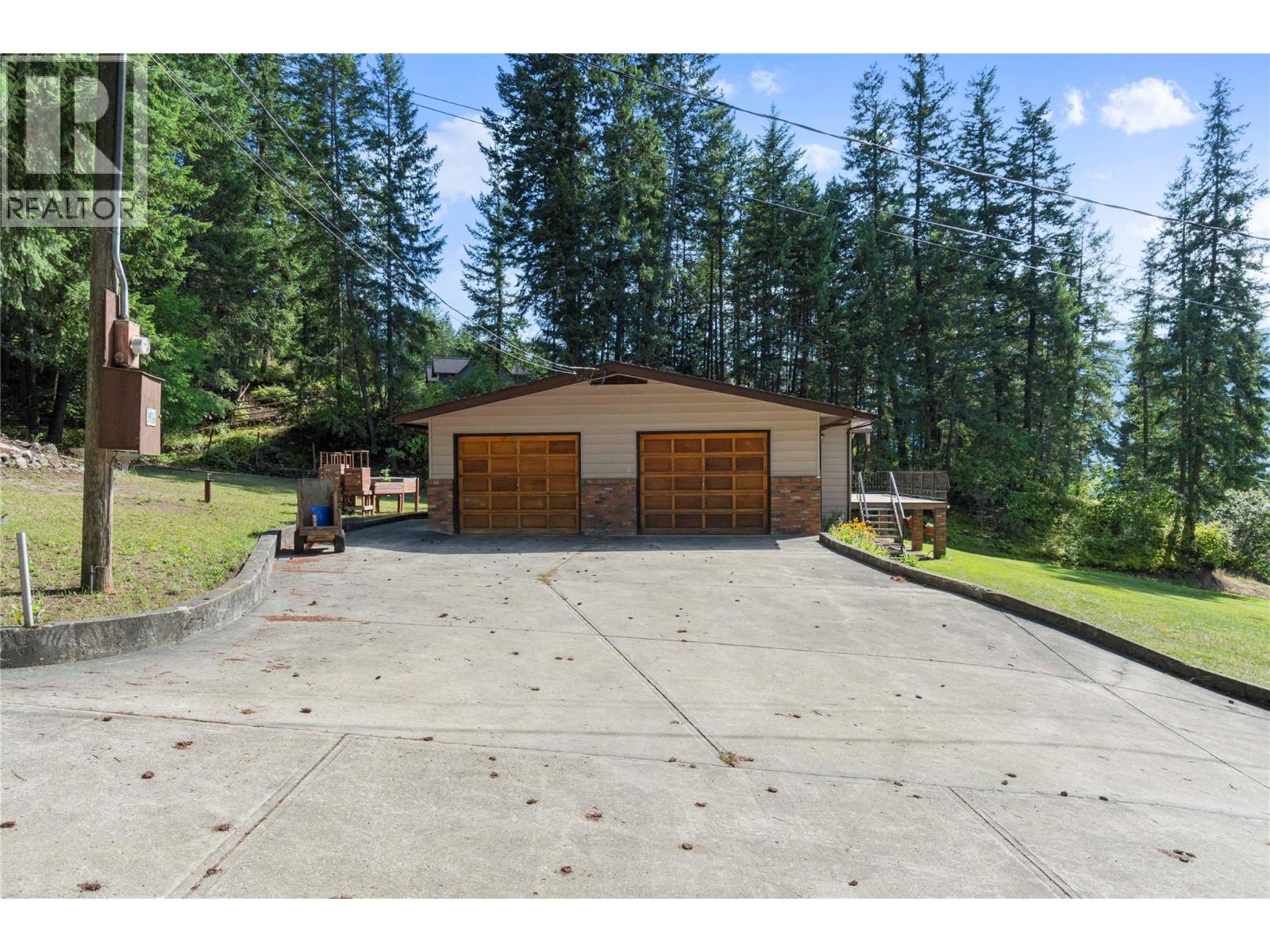 Photo 21 of 1476 Vella Road, Tappen BC
