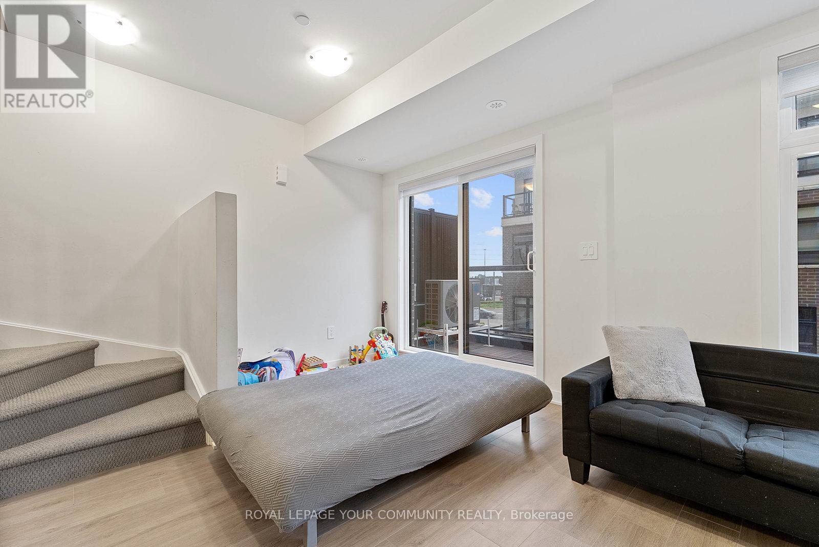 Photo 11 of 117 755 Omega Drive, Pickering ON
