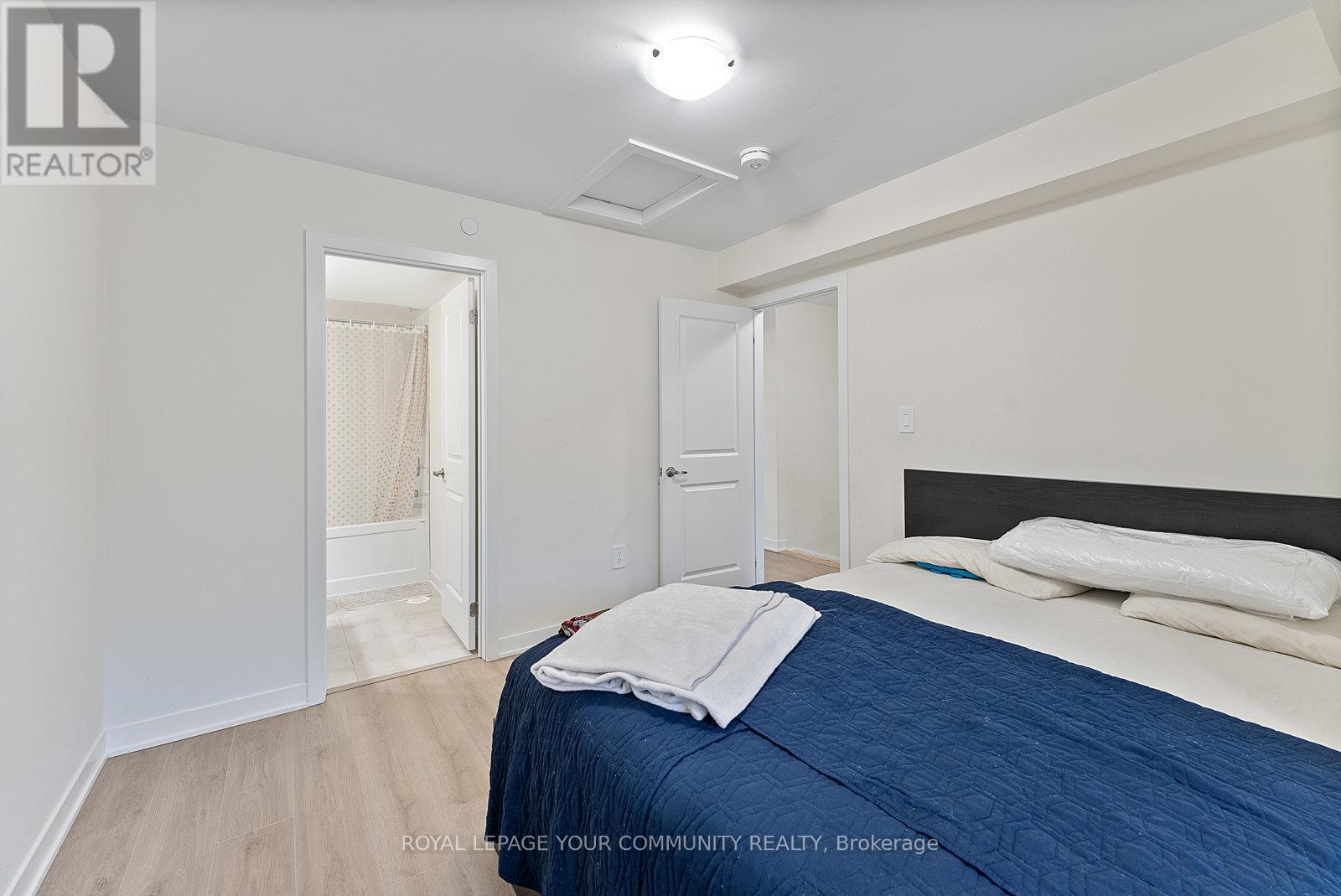Photo 23 of 117 755 Omega Drive, Pickering ON