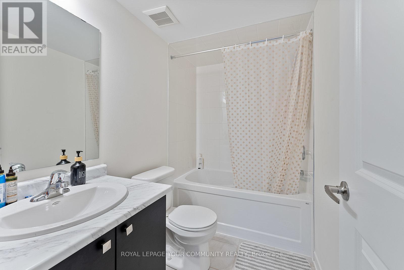 Photo 27 of 117 755 Omega Drive, Pickering ON