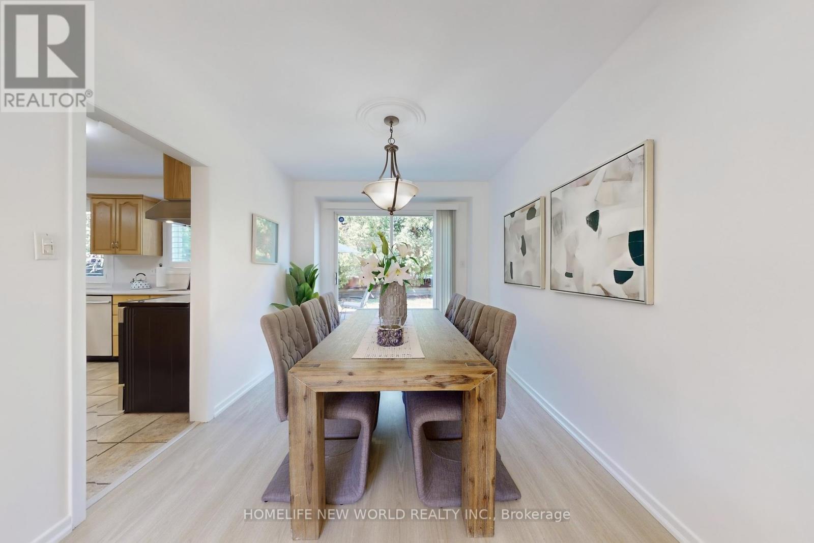 Photo 10 of 436 Arnhem Drive, Oshawa ON