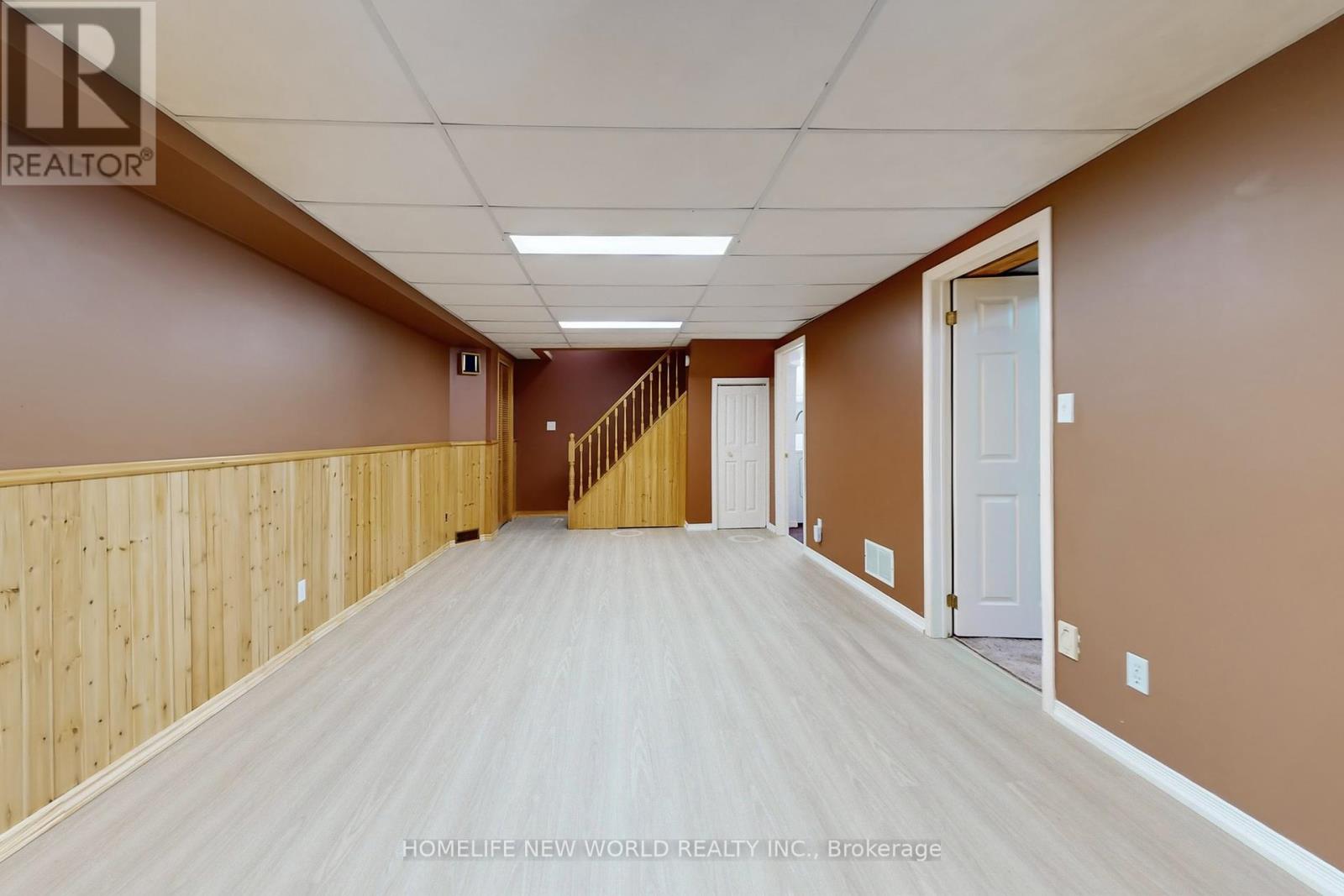 Photo 38 of 436 Arnhem Drive, Oshawa ON