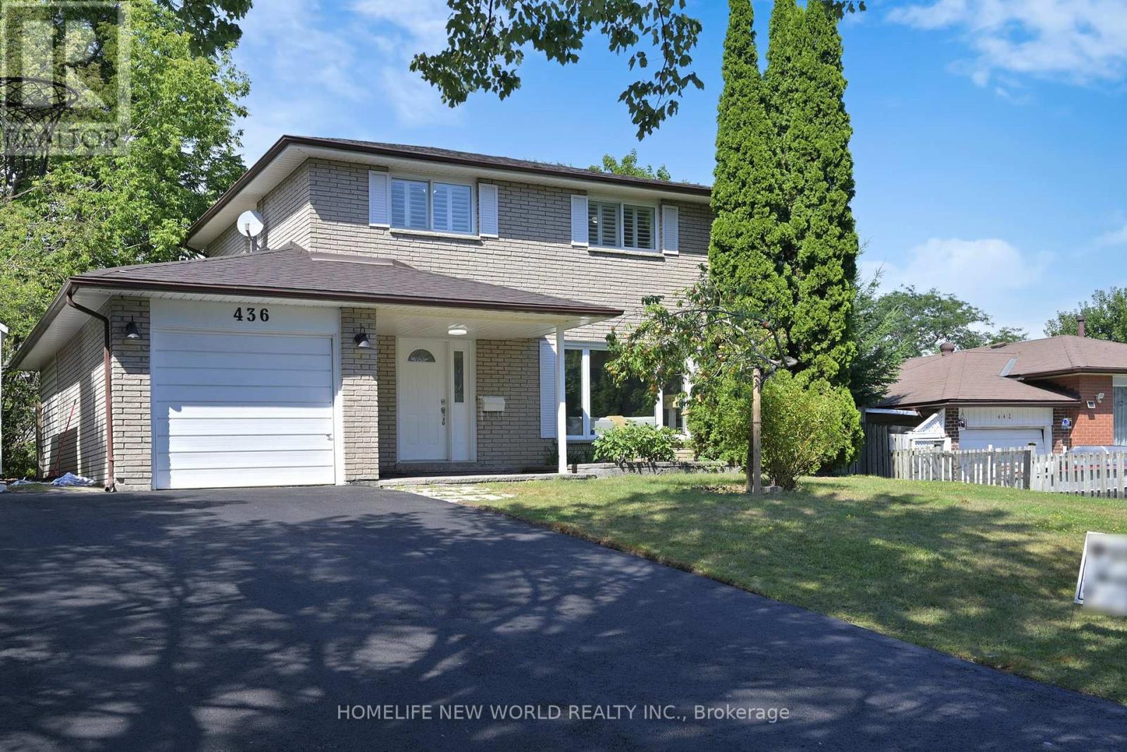 Photo 4 of 436 Arnhem Drive, Oshawa ON