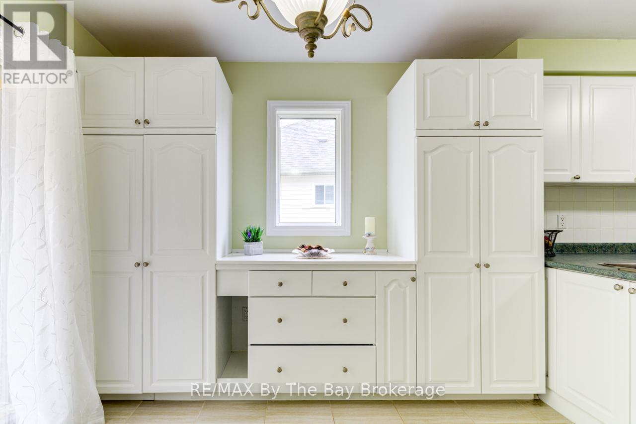 Photo 14 of 139 Dyer Drive, Wasaga Beach ON