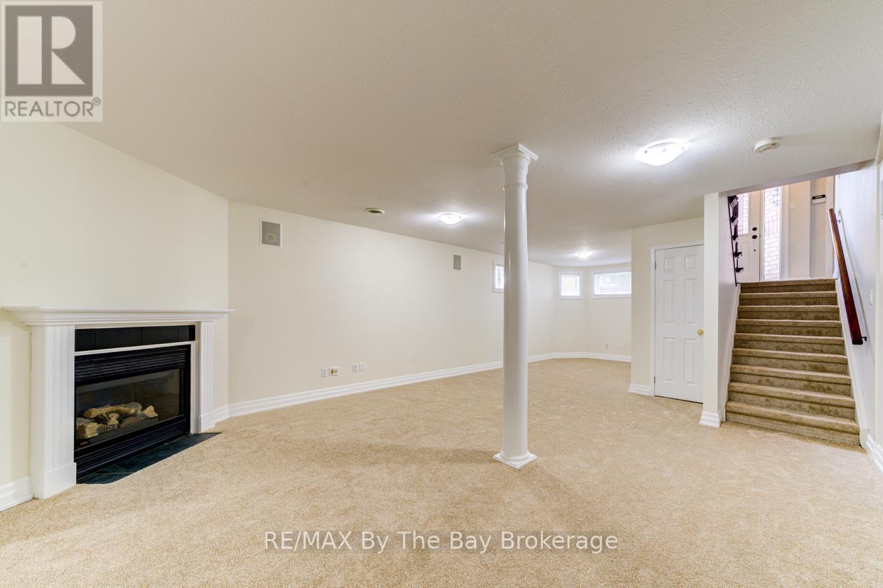 Photo 29 of 139 Dyer Drive, Wasaga Beach ON