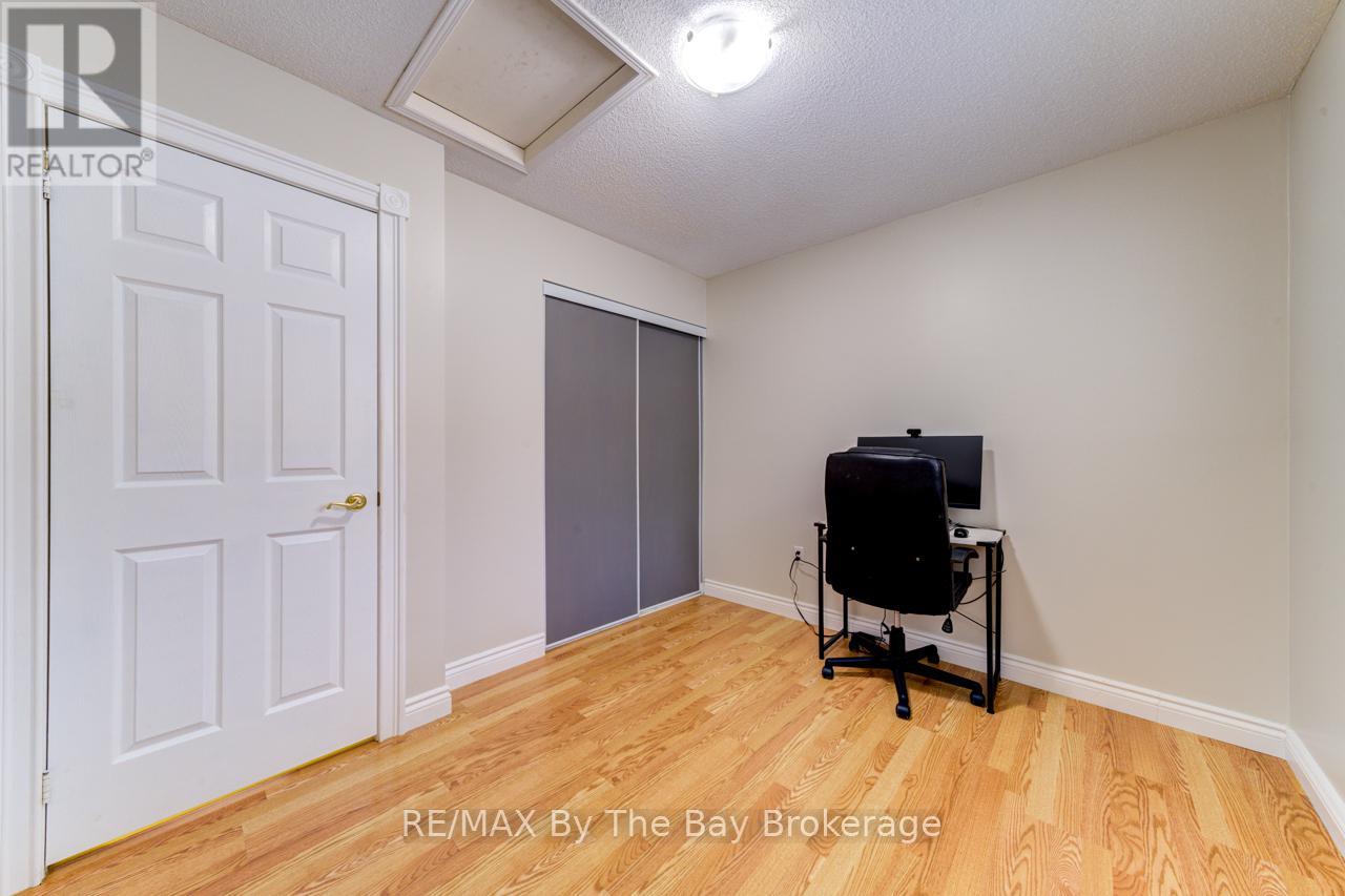 Photo 23 of 139 Dyer Drive, Wasaga Beach ON