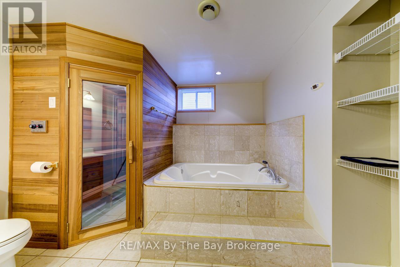 Photo 37 of 139 Dyer Drive, Wasaga Beach ON