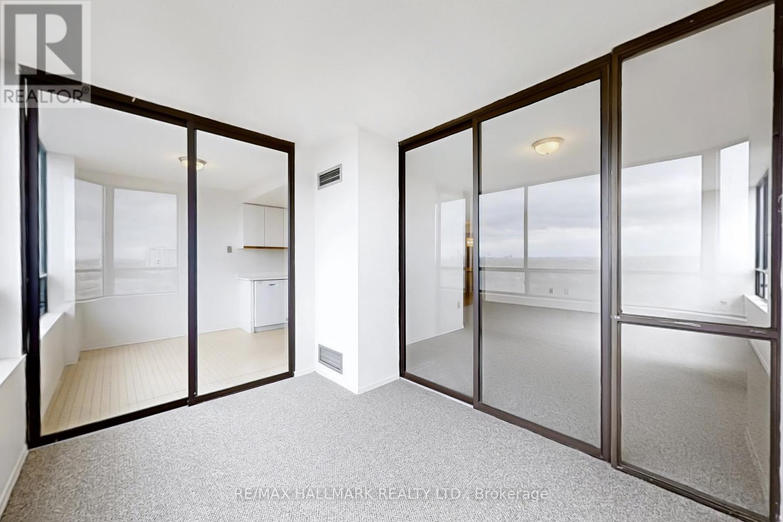 Photo 20 of 912 7601 Bathurst Street, Vaughan ON