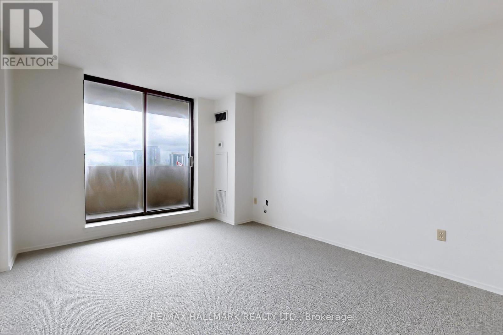 Photo 21 of 912 7601 Bathurst Street, Vaughan ON