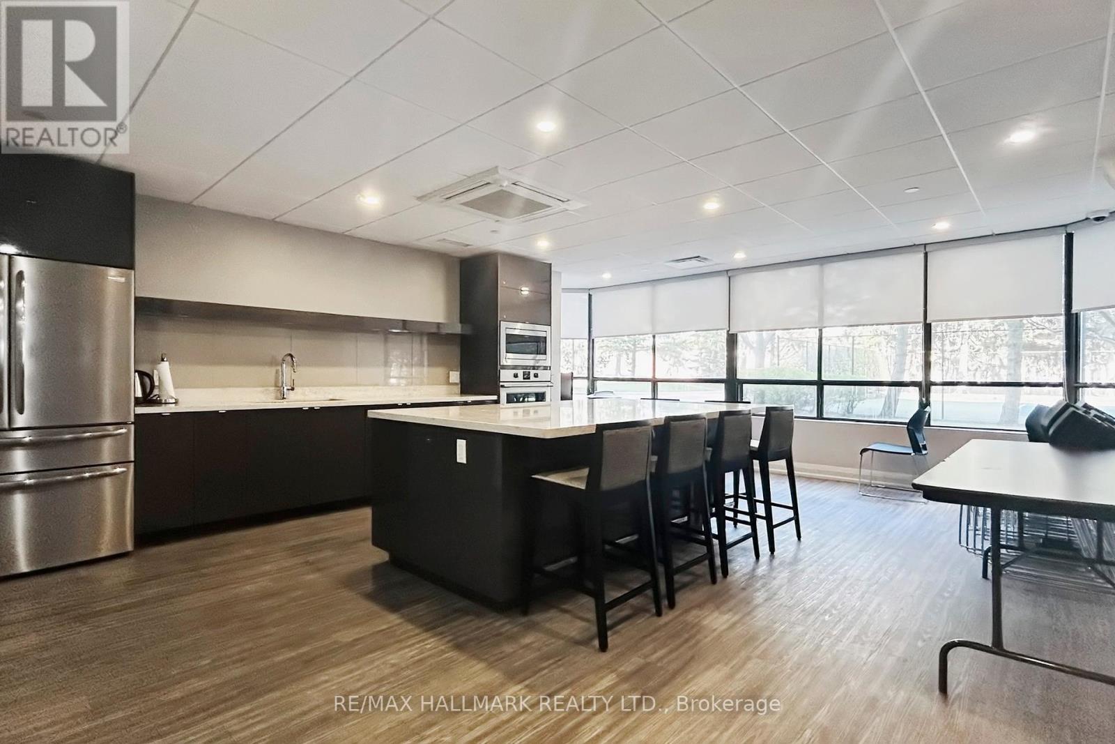 Photo 36 of 912 7601 Bathurst Street, Vaughan ON
