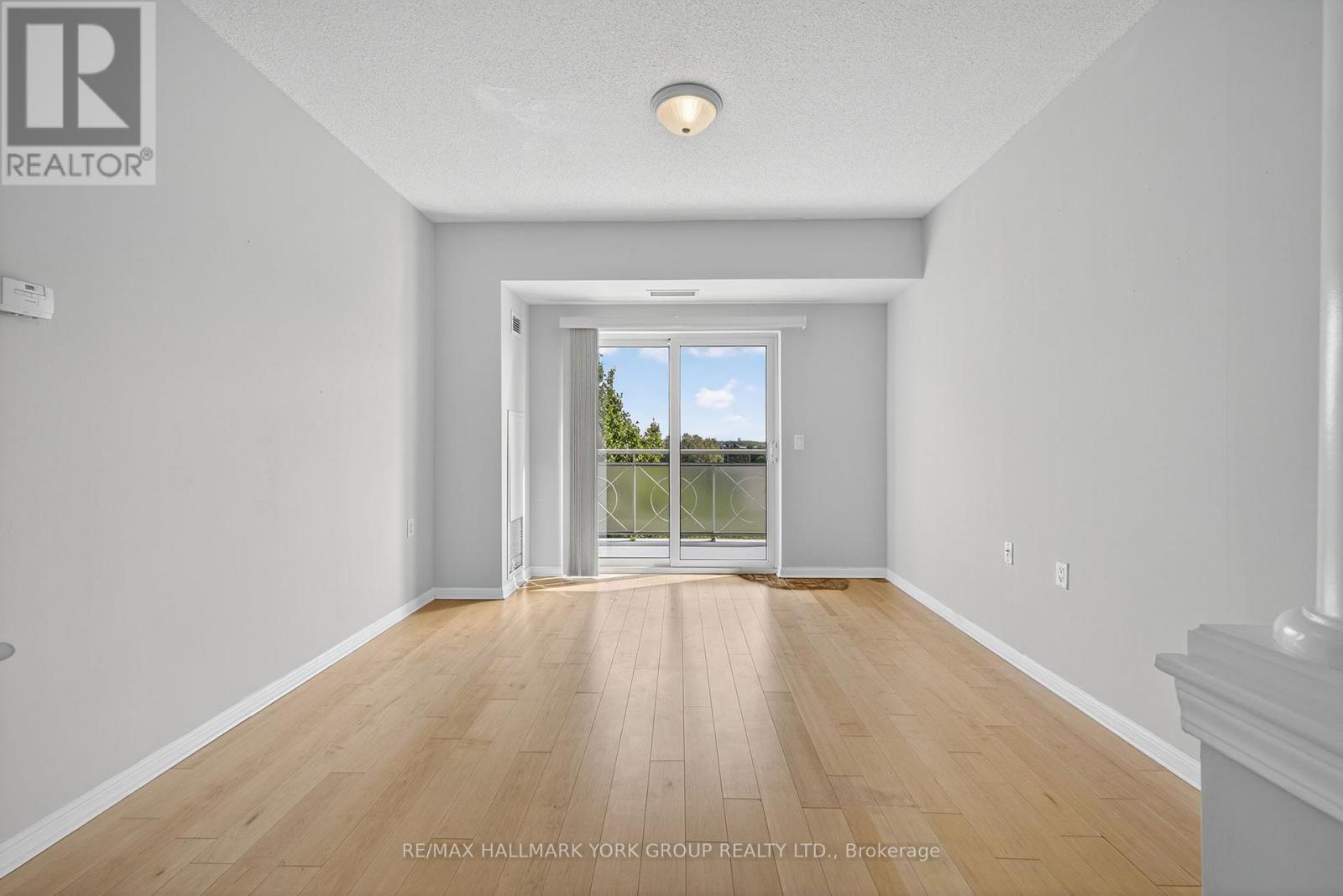 Photo 16 of 509 2500 Rutherford Road, Vaughan ON
