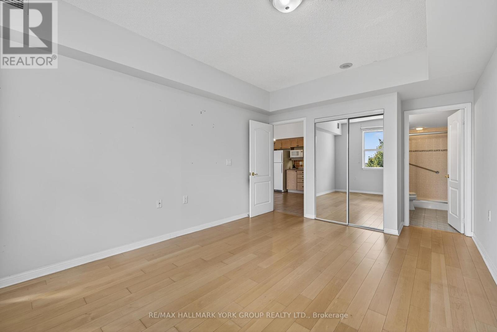 Photo 21 of 509 2500 Rutherford Road, Vaughan ON