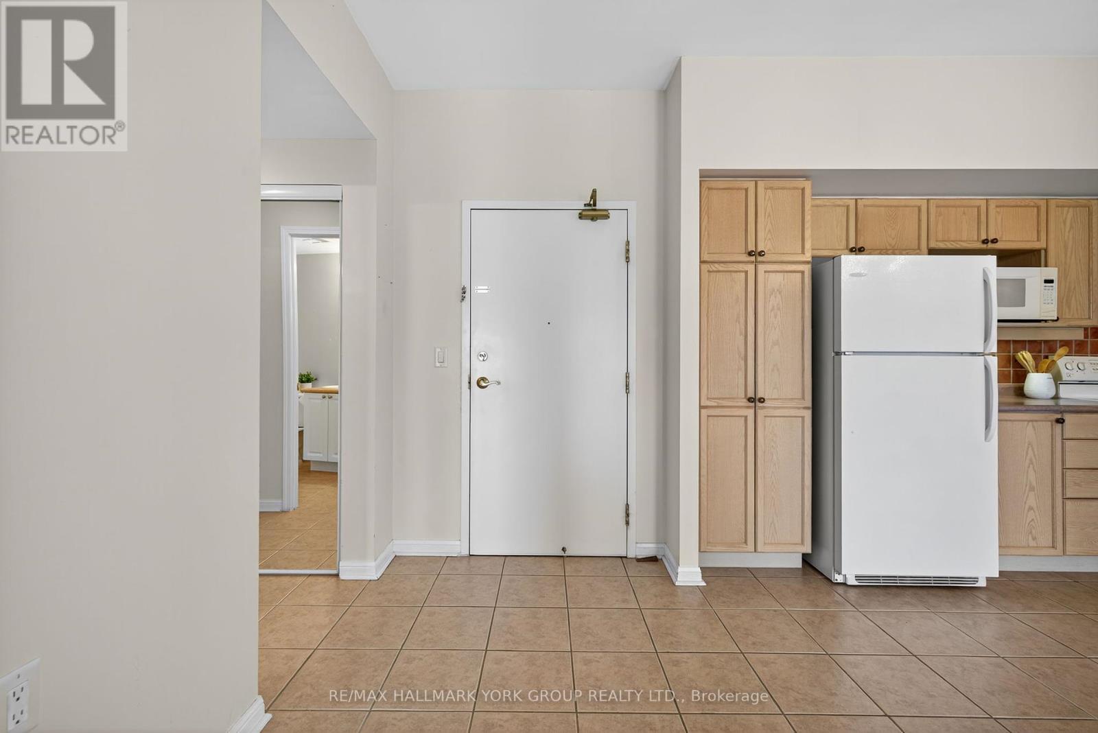 Photo 7 of 509 2500 Rutherford Road, Vaughan ON
