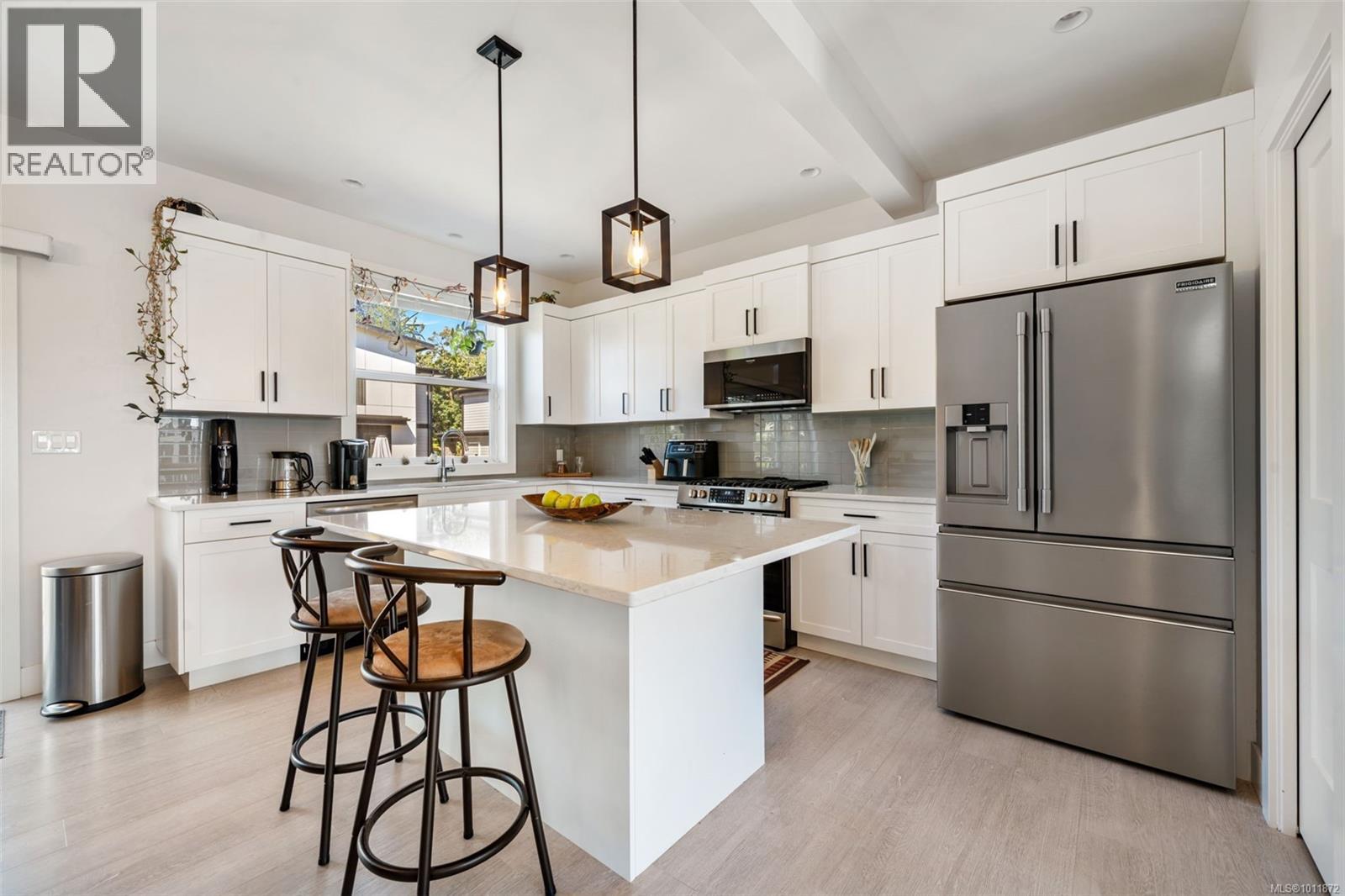  6538 Felderhof Road, Sooke