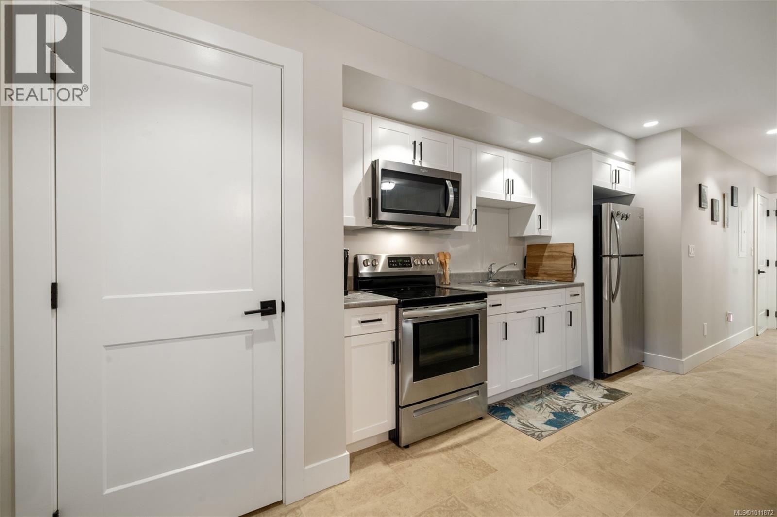  6538 Felderhof Road, Sooke