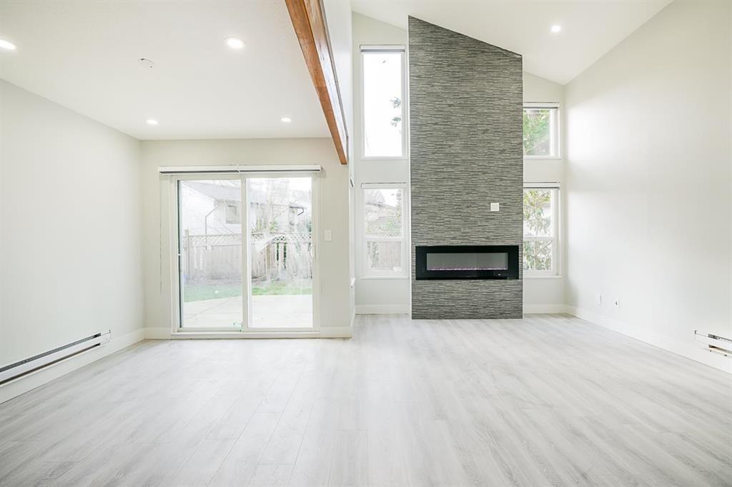 Photo 14 of 128 Springfield Drive, Langley BC