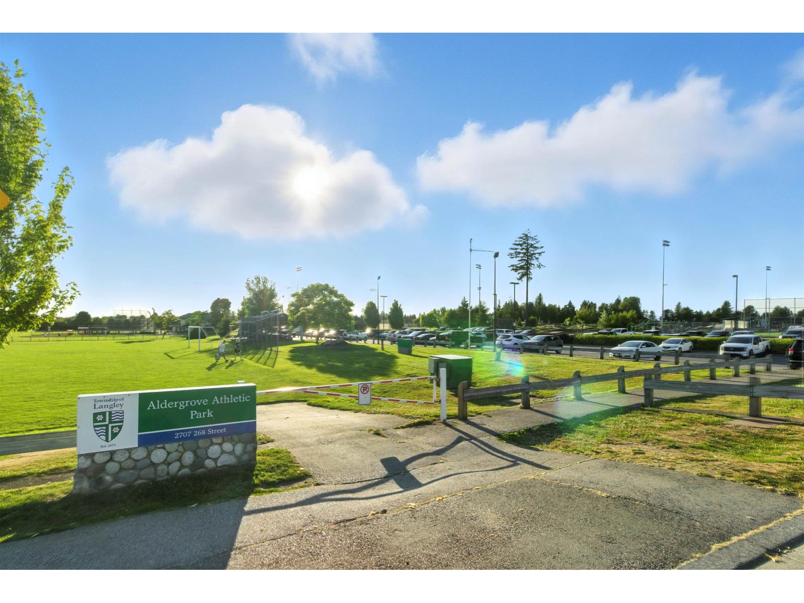 Photo 4 of 128 Springfield Drive, Langley BC