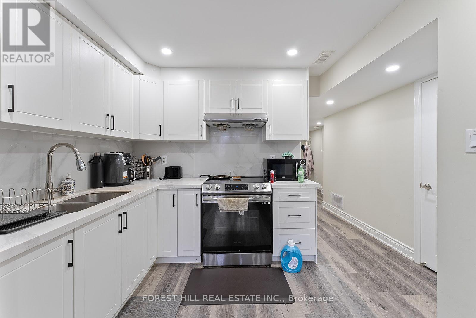 Photo 15 of Bsmt 24 Fordham Road, Brampton ON