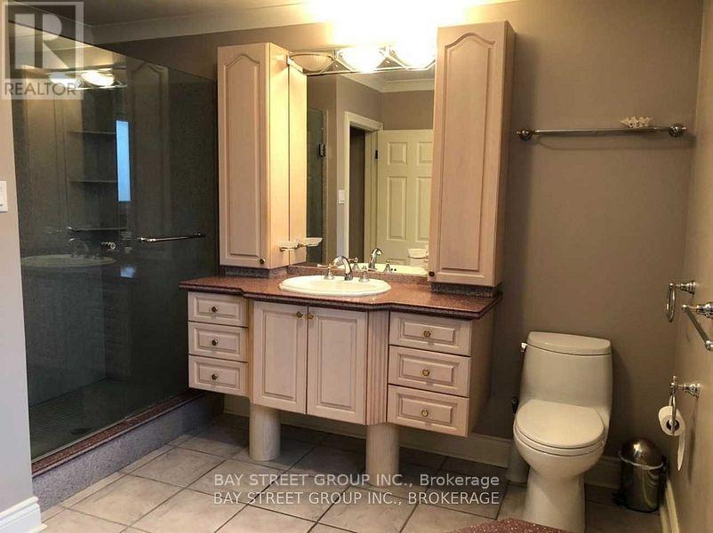 Photo 12 of 1523 Duncan Road, Oakville ON