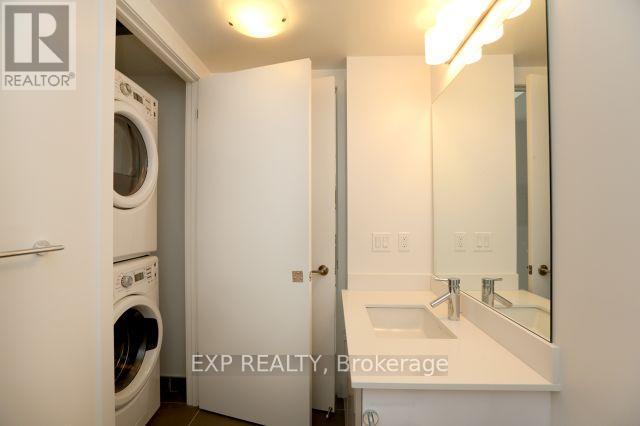 Photo 12 of 710 2212 Lake Shore Boulevard W, Toronto ON