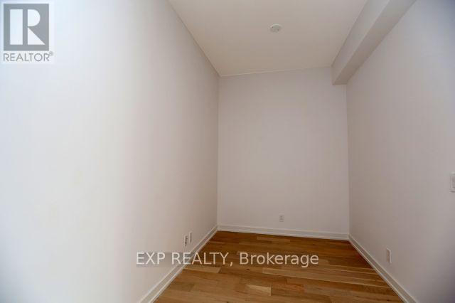 Photo 13 of 710 2212 Lake Shore Boulevard W, Toronto ON