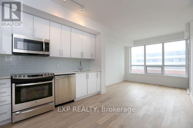 Photo 2 of 710 2212 Lake Shore Boulevard W, Toronto ON