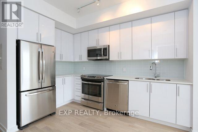 Photo 7 of 710 2212 Lake Shore Boulevard W, Toronto ON