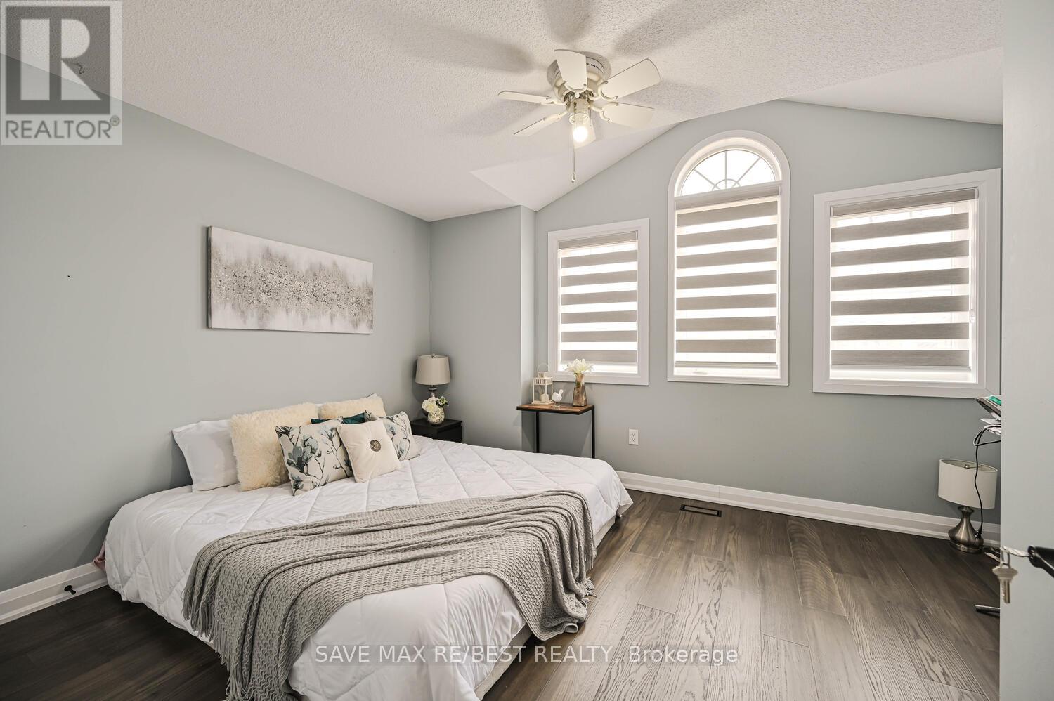 Photo 33 of 29 Baccarat Crescent, Brampton ON