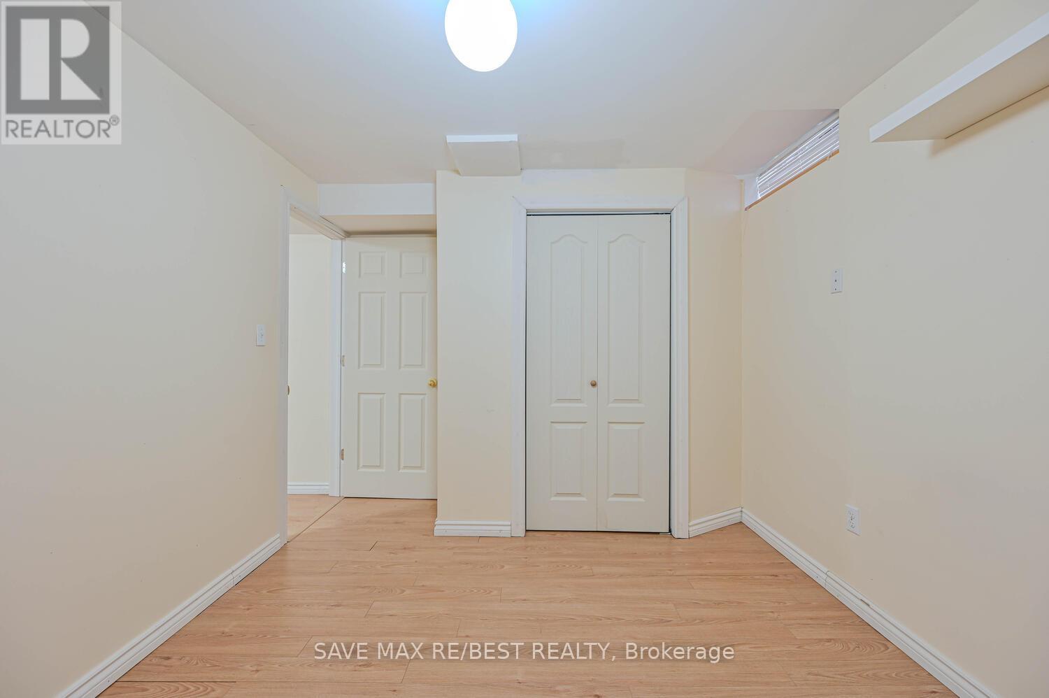 Photo 43 of 29 Baccarat Crescent, Brampton ON