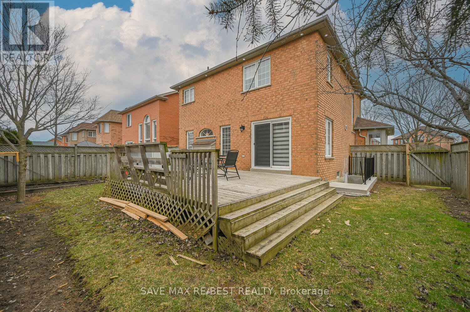 Photo 50 of 29 Baccarat Crescent, Brampton ON