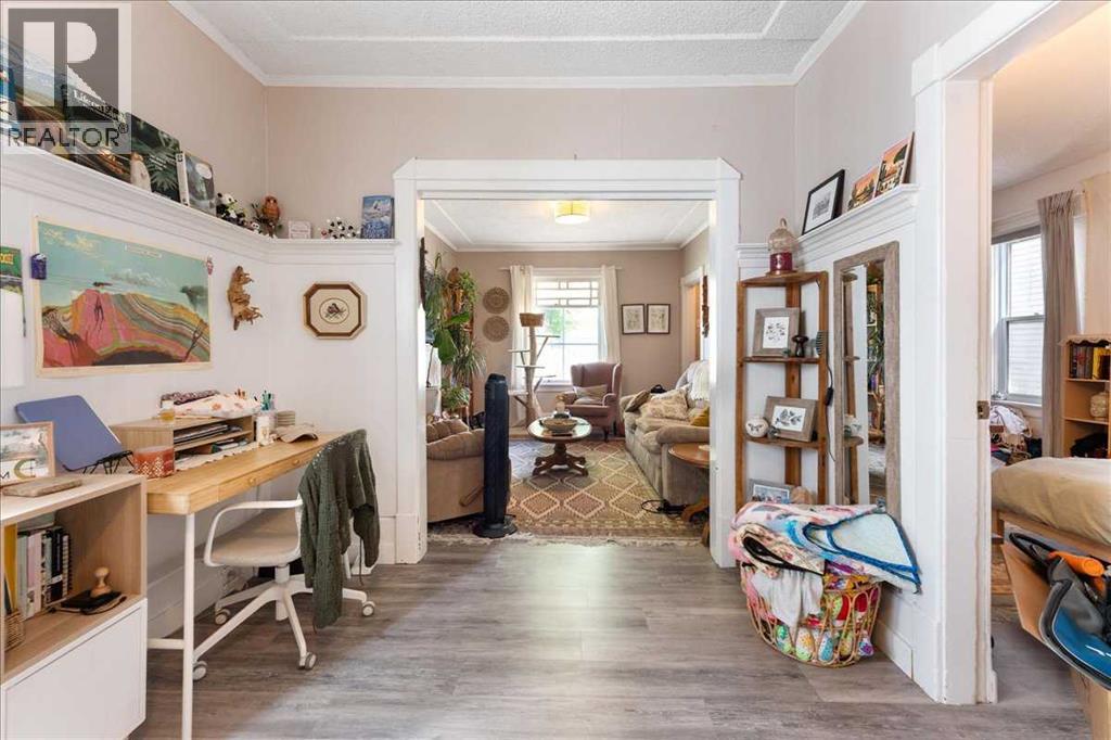 Photo 11 of 1015 17 Avenue Se, Calgary AB