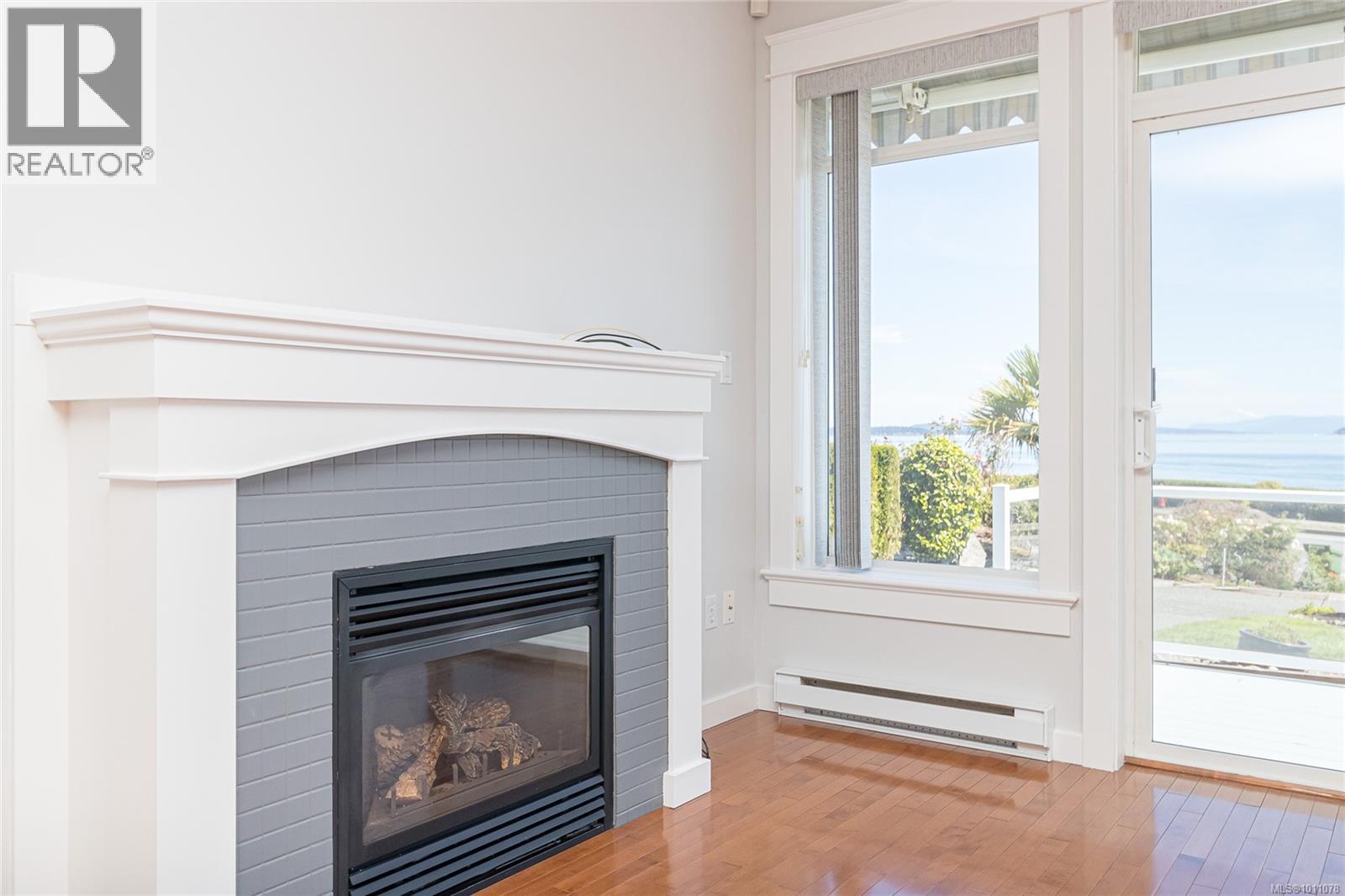  9460 Lochside Drive, Sidney