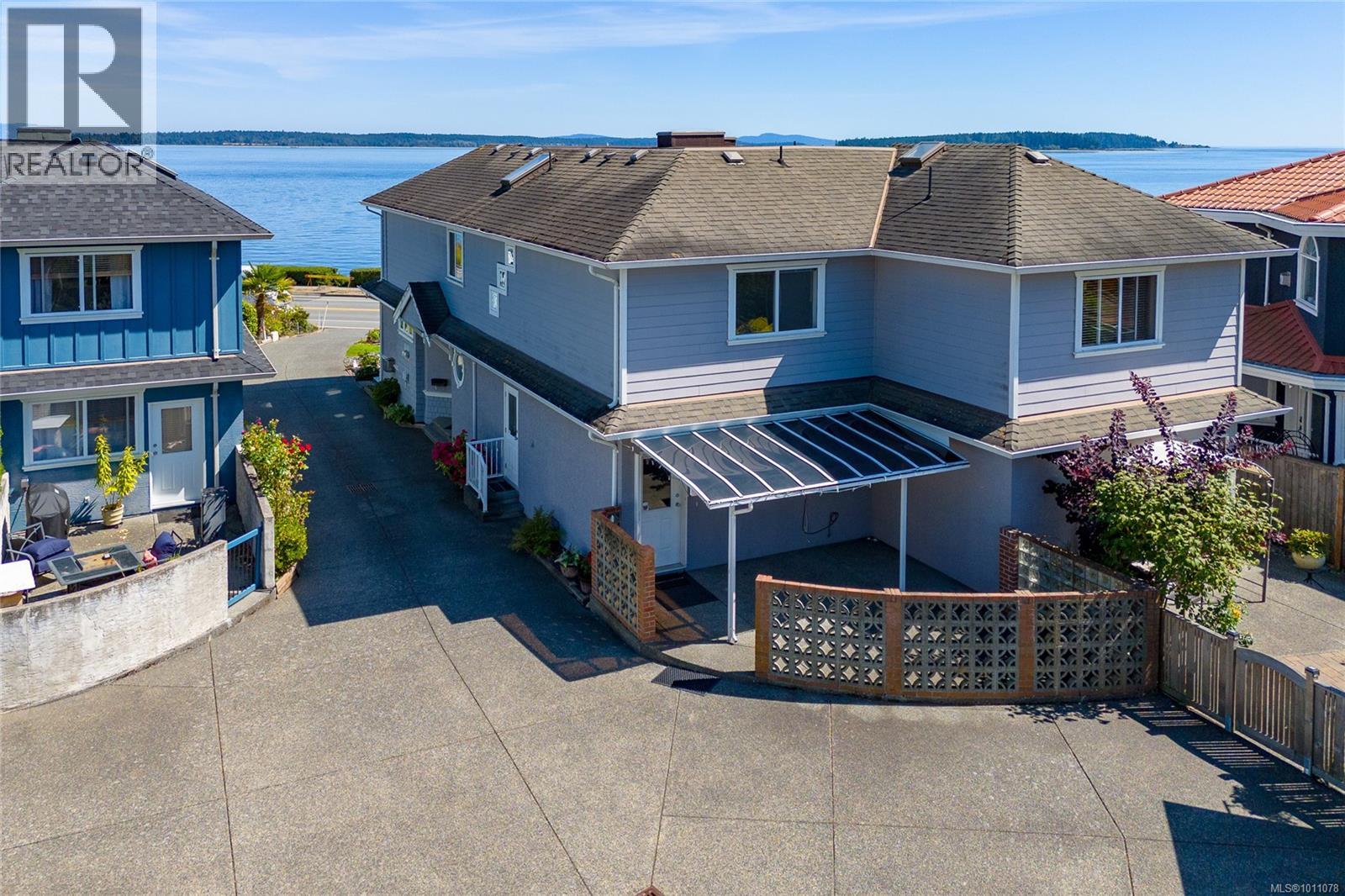  9460 Lochside Drive, Sidney