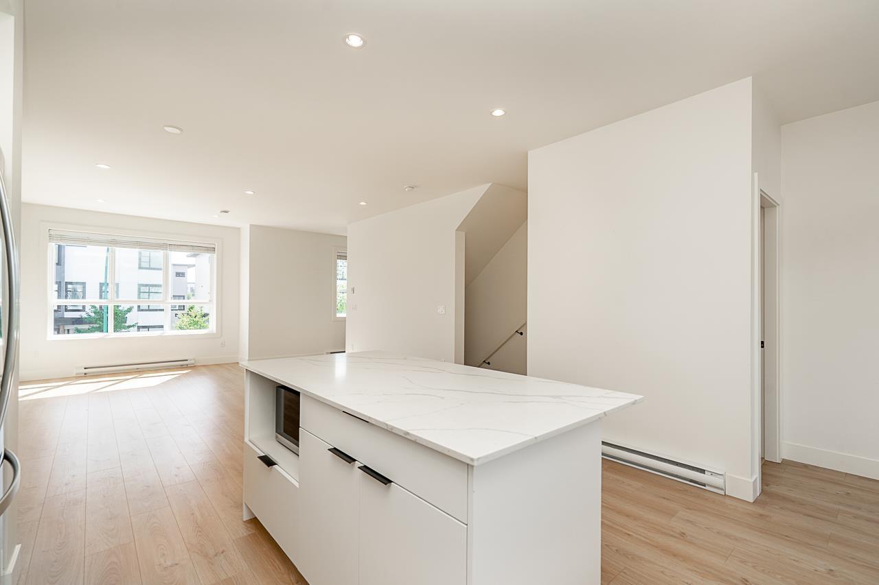 Photo 20 of 40 19255 Aloha Drive, Surrey BC